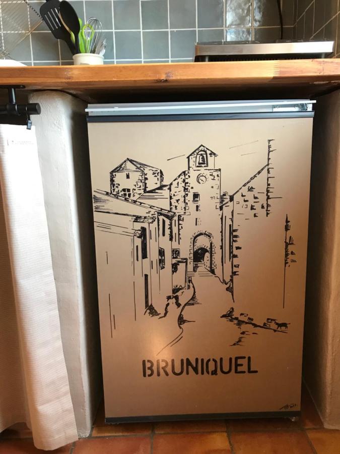 Le Pigeonnier Du Beffroi Bruniquel Exterior foto