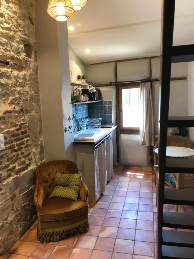 Le Pigeonnier Du Beffroi Bruniquel Exterior foto